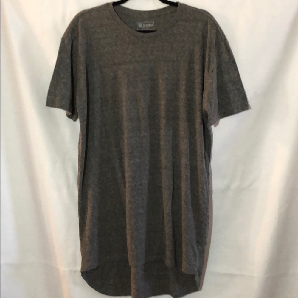 😎LuLaRoe Patrick T, Size L😎